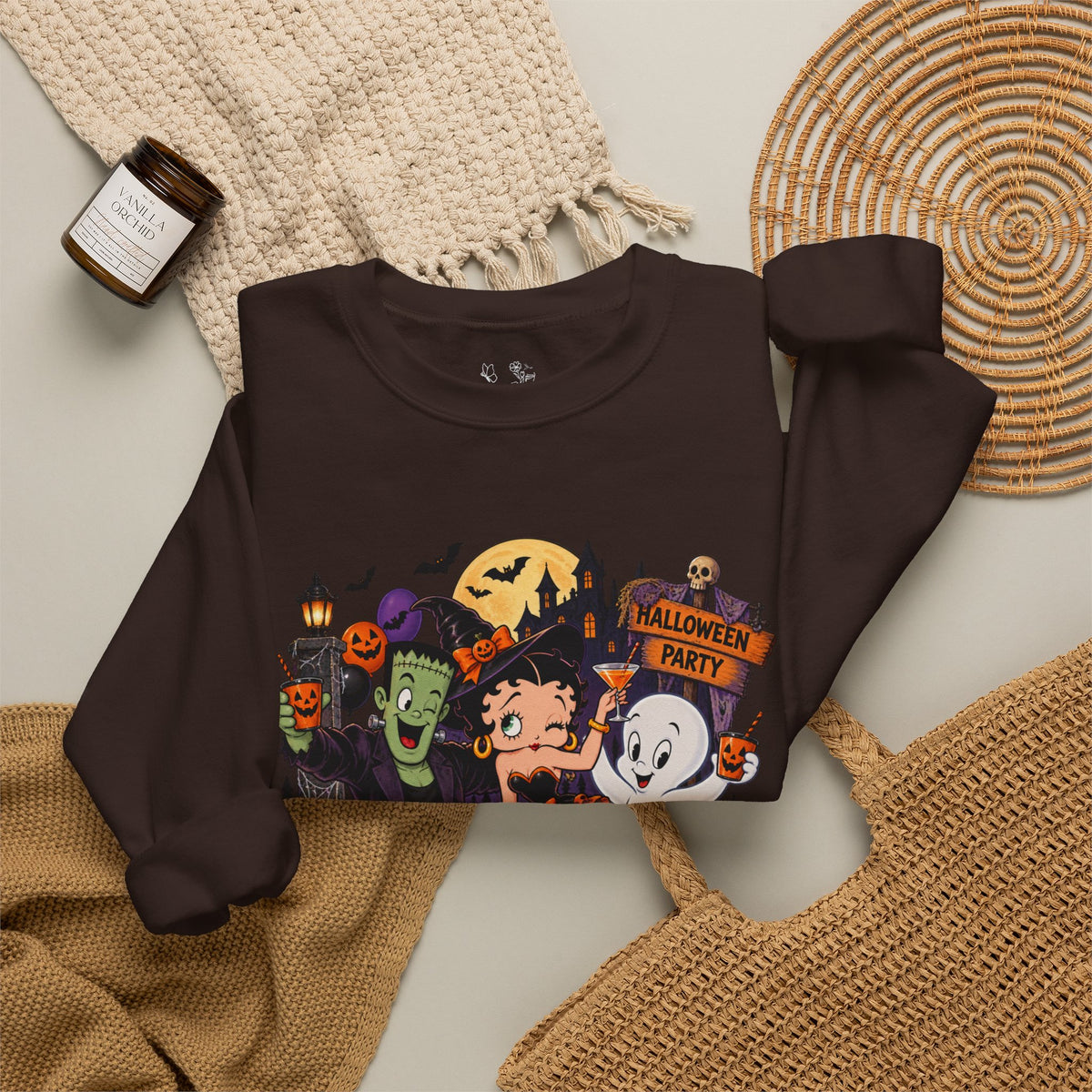Halloween Betty Boop Crewneck Sweatshirt — Retro Spooky Cartoon Graphic