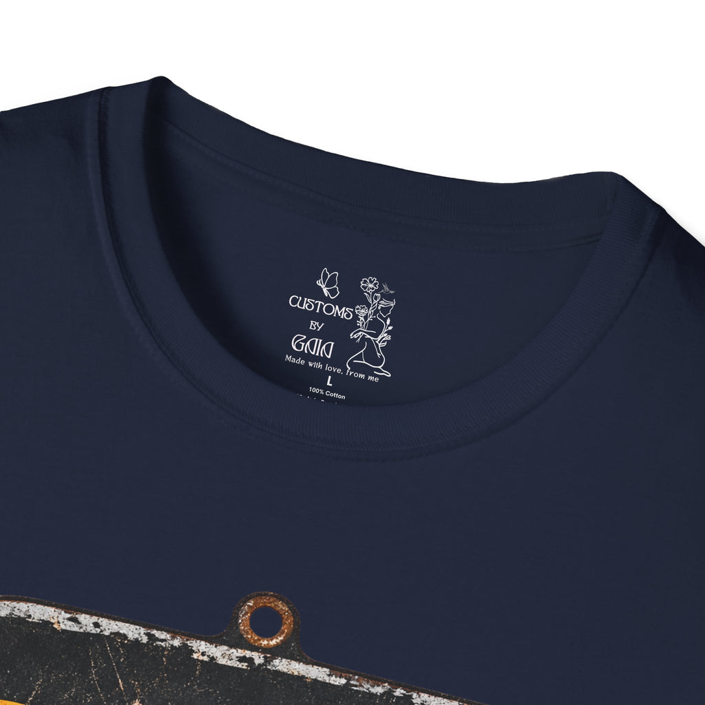 Dandelion Tee — "Born To Live Free, Ridin' On A Breeze" Vintage Floral T-Shirt