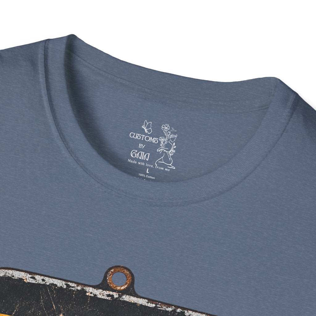 Dandelion Tee — "Born To Live Free, Ridin' On A Breeze" Vintage Floral T-Shirt