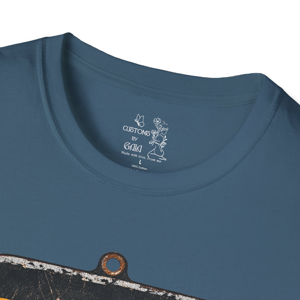 Dandelion Tee — "Born To Live Free, Ridin' On A Breeze" Vintage Floral T-Shirt