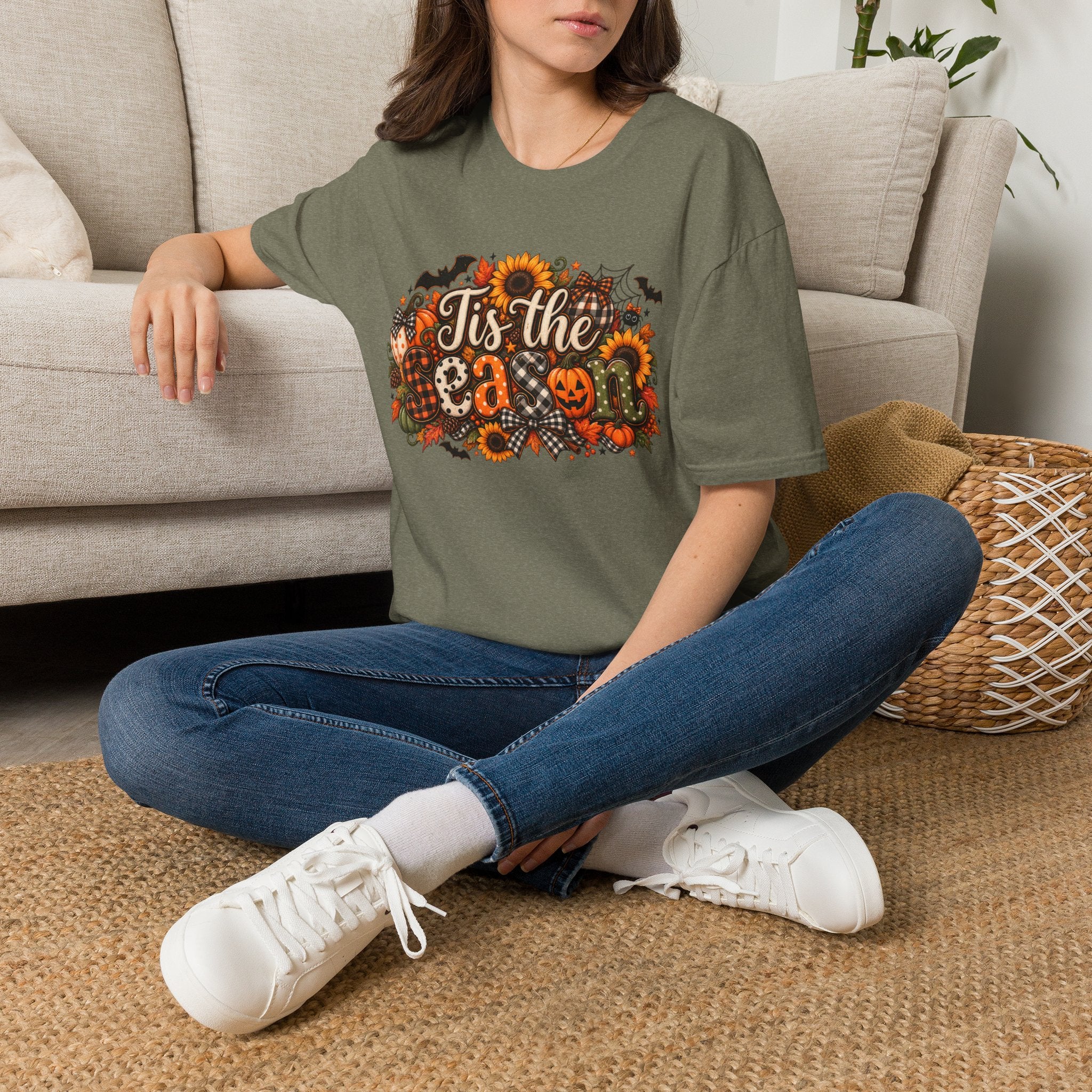 Halloween T-Shirt — "Tis the Season" Pumpkin & Sunflower Fall Graphic